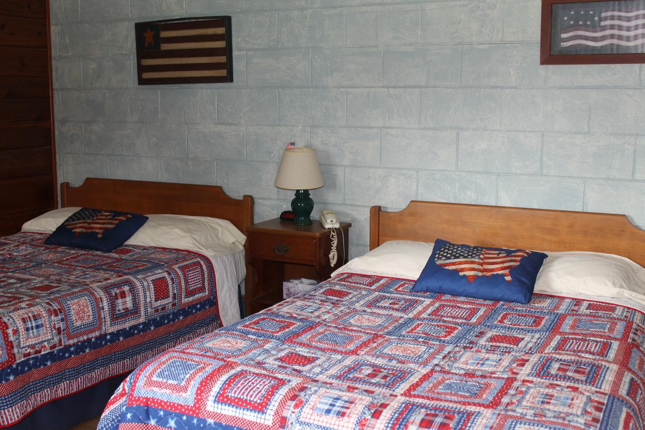 Chateau Motel